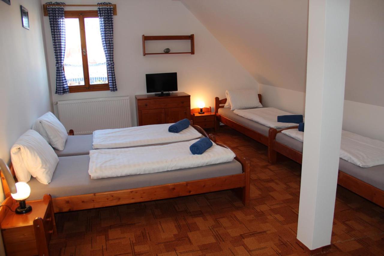 Modry Pension Rokytnice Rokytnice nad Jizerou Exterior photo